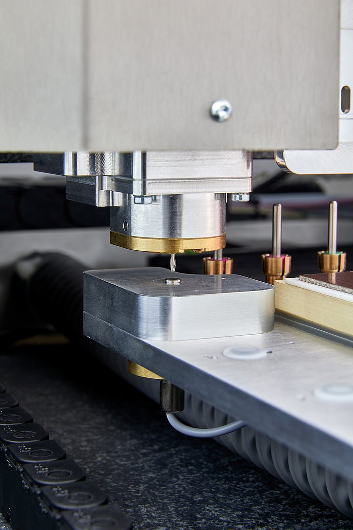 Automatic tool change Automatic tool change