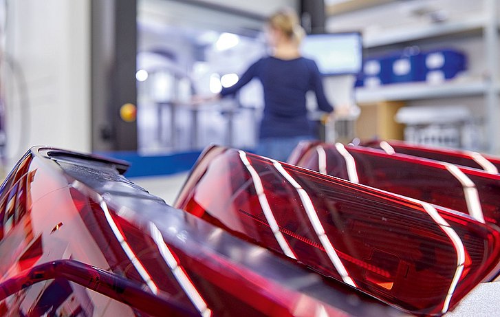 [Translate to USA:] Taillight production