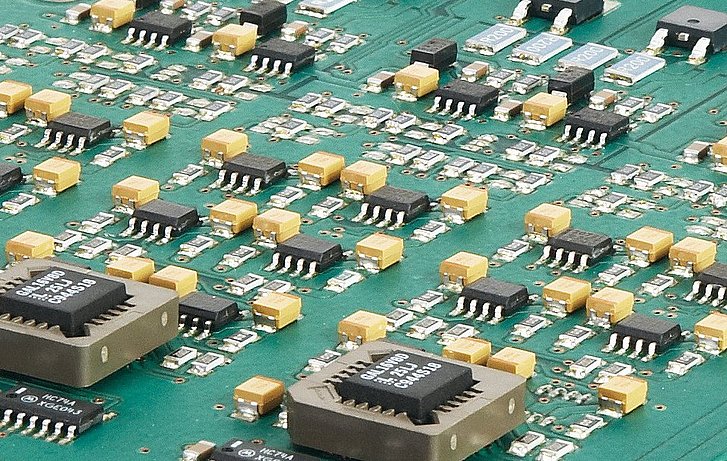 Printed circuit board assembled with ProtoPlace Pick & Place system